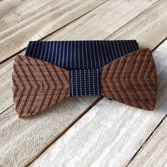 Men’s Wooden Bow Tie - Picture 1 of 8